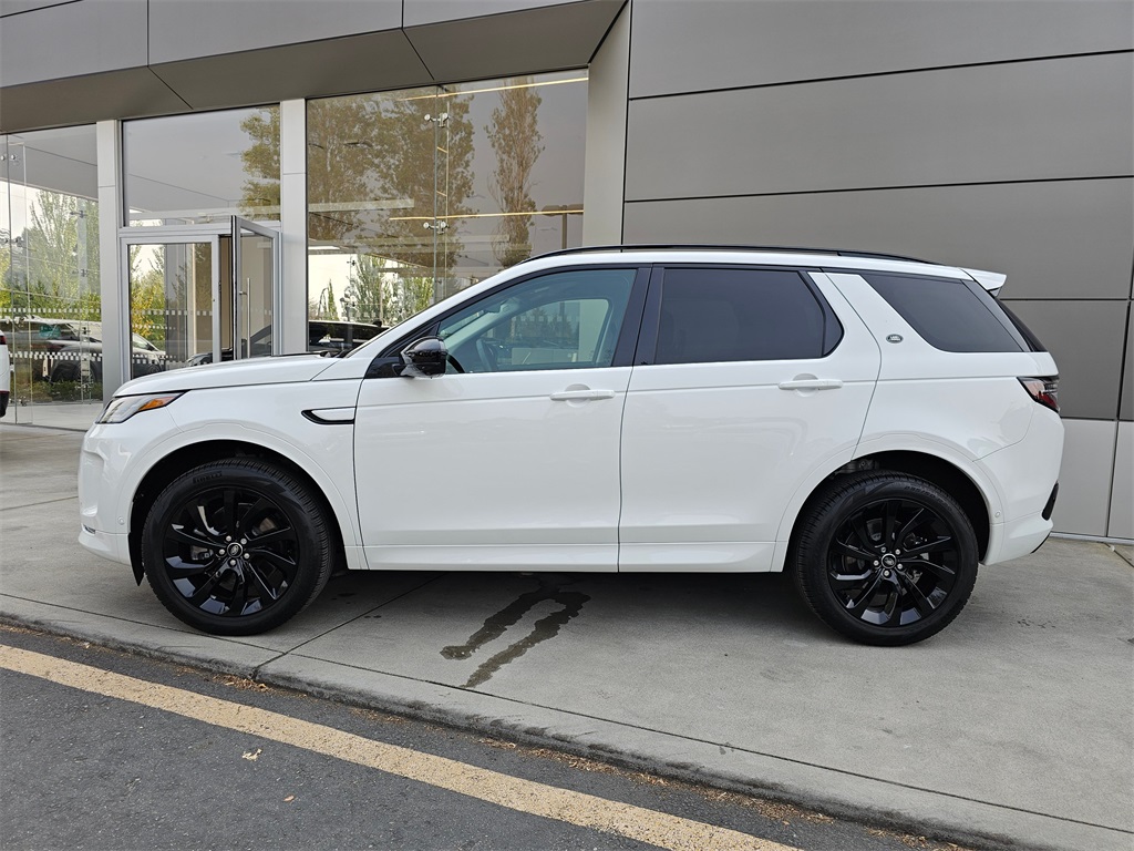 2025 Land Rover Discovery Sport S photo 4