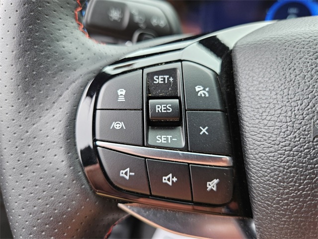 2024 Ford Explorer ST photo 28