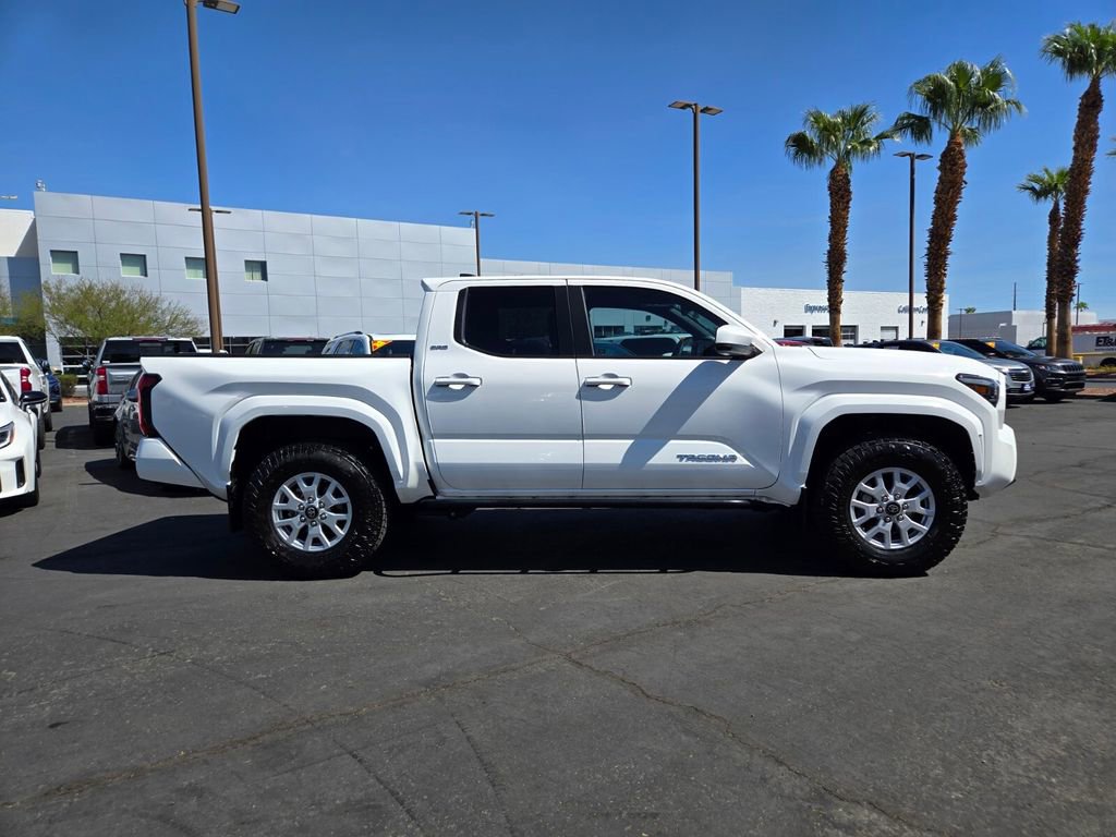 2024 Toyota Tacoma SR5 4x4 Double Cab Short Bed photo 7