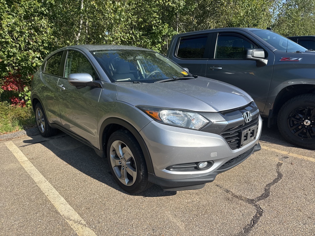 2017 Honda HR-V EX photo 3