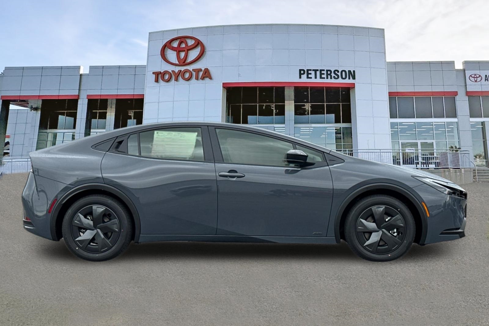 2026 Toyota Prius LE photo 3