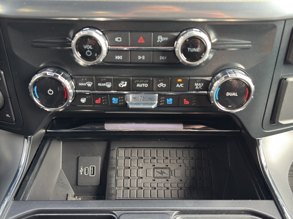 2025 Ford F-150 Lariat photo 20
