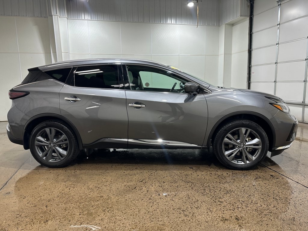 2022 Nissan Murano Platinum photo 3