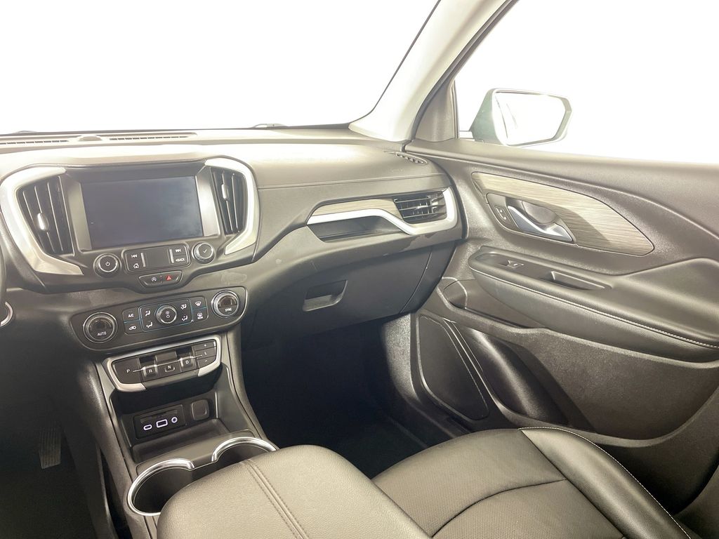 2024 Gmc Terrain SLT photo 30