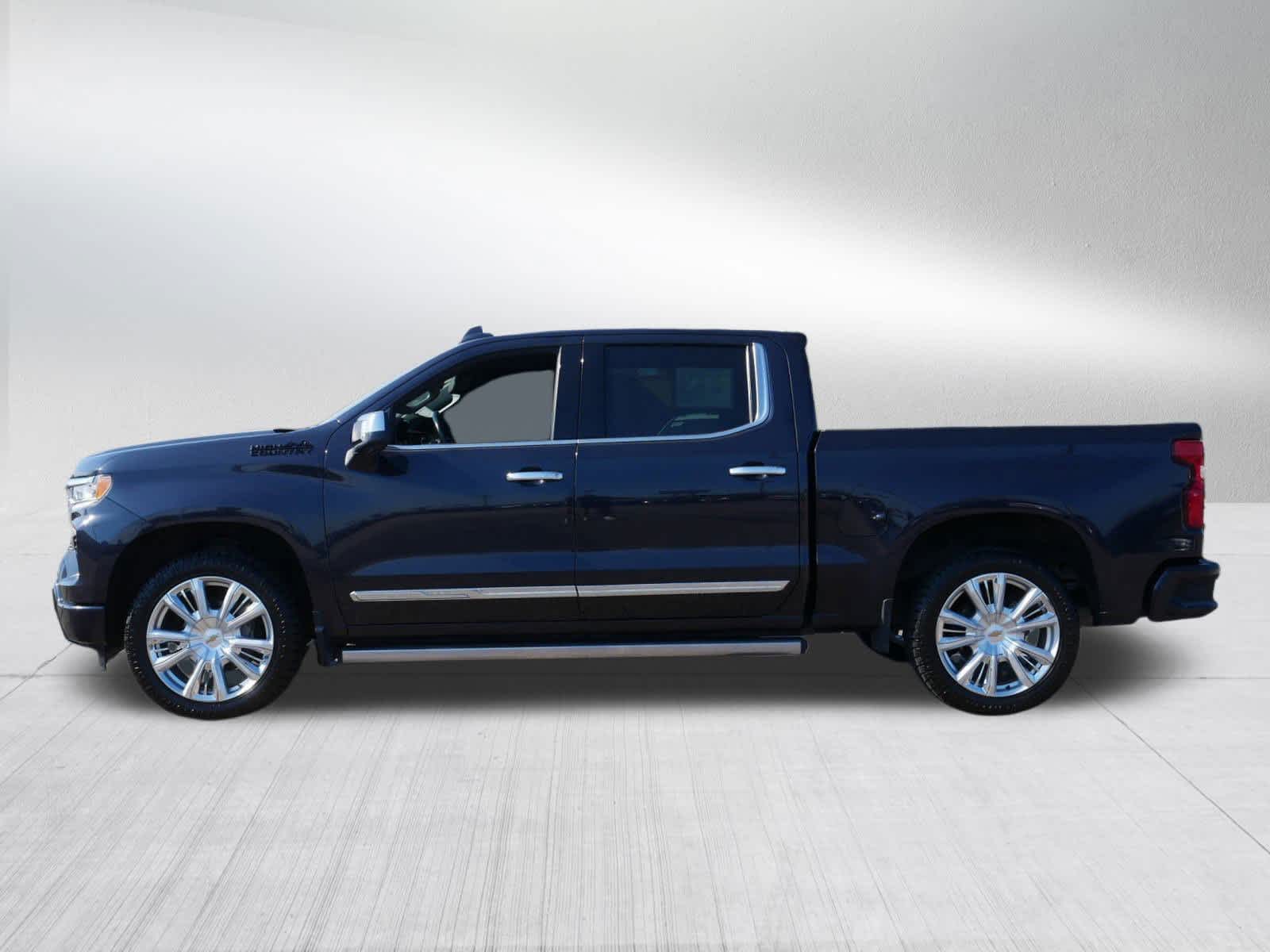 2023 Chevrolet Silverado High Country photo 4
