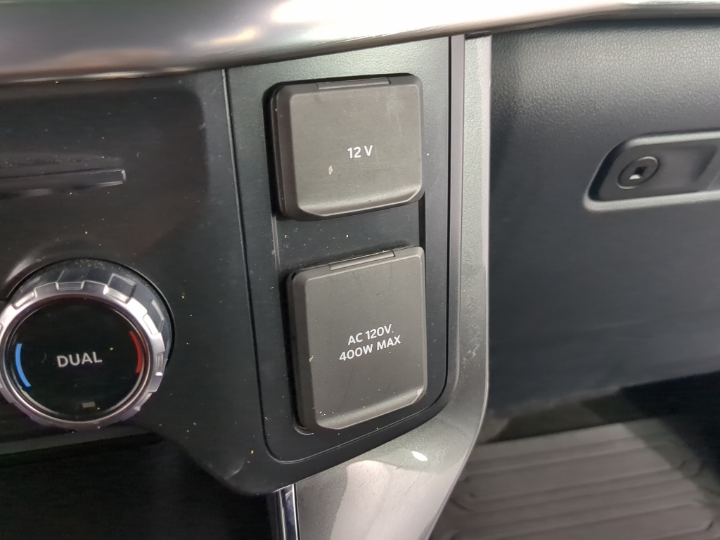 2022 Ford F-150 Lariat photo 22