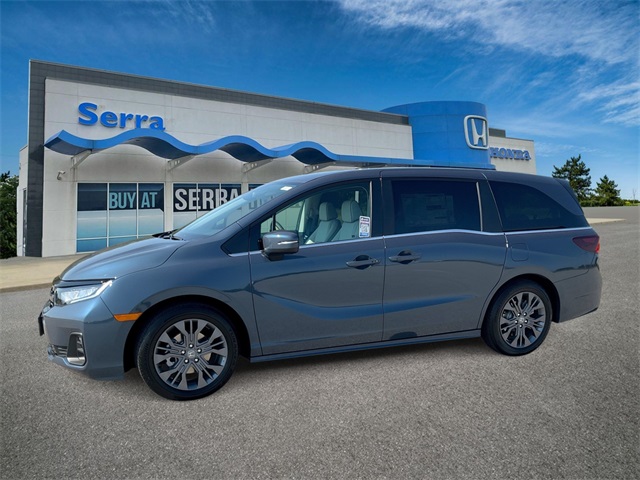 2026 Honda Odyssey Touring's photo