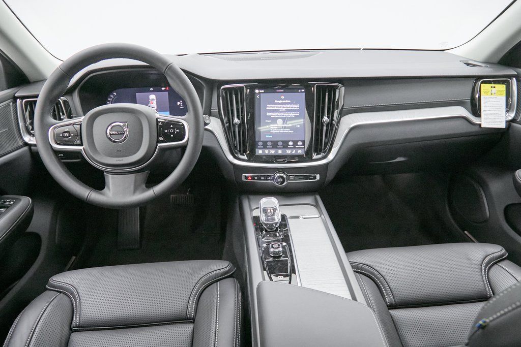 2026 VOLVO V60CC - Image 22