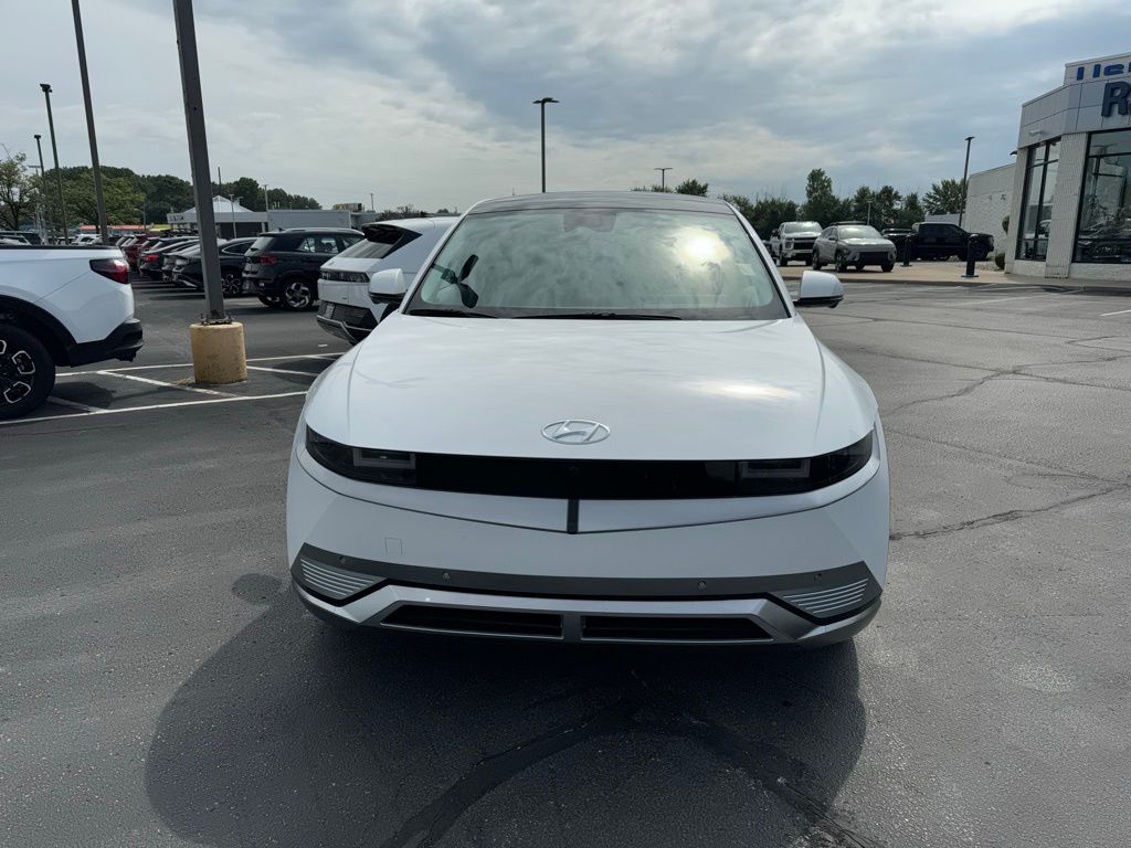 Used 2022 Hyundai IONIQ 5 Limited with VIN KM8KRDAF1NU079988 for sale in Avon, IN
