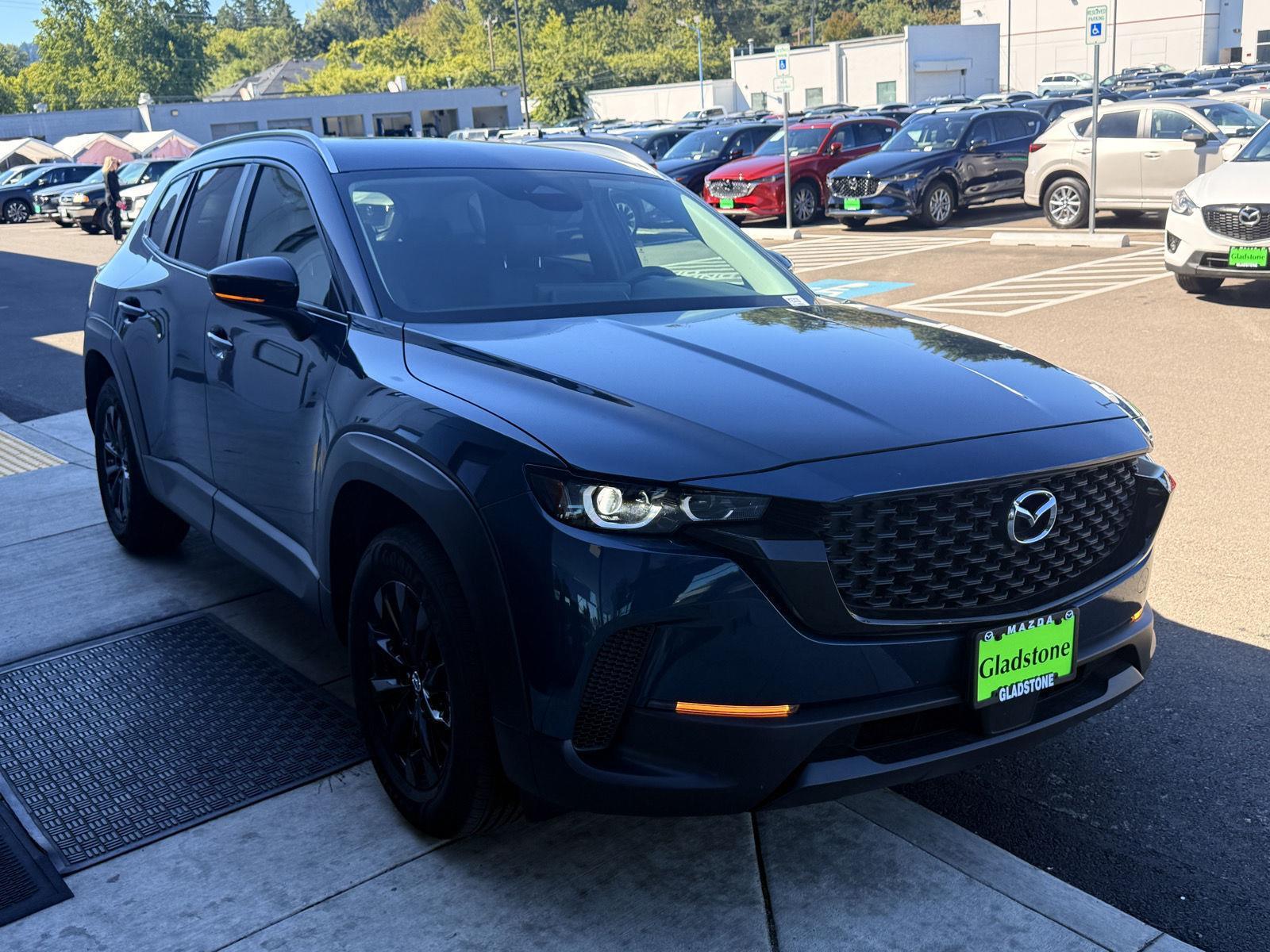 2025 Mazda CX-50 2.5 Select photo 2