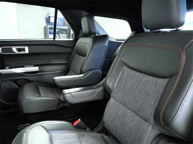 2022 Ford Explorer Timberline photo 12