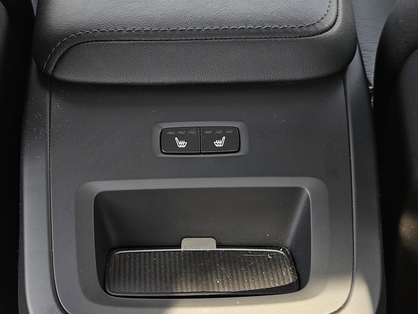 2024 Volvo S60 B5 AWD Plus photo 29
