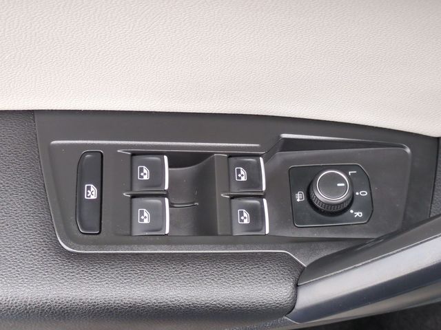2021 Volkswagen Tiguan SE R-Line Black photo 11