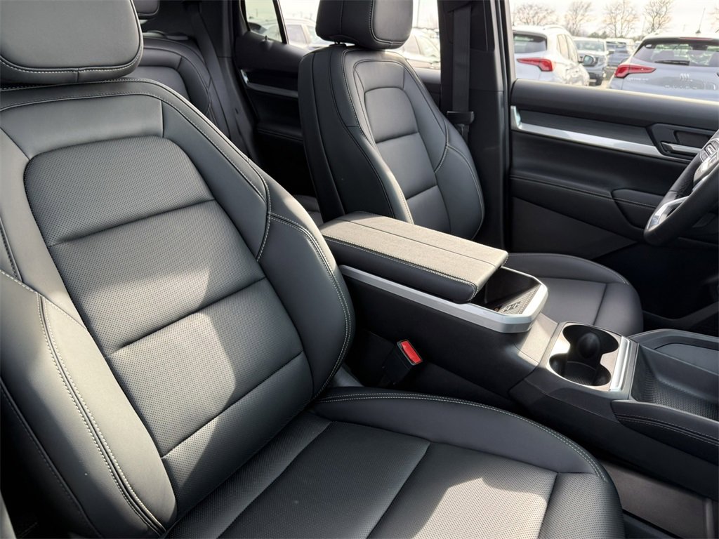 2026 GMC TERRAIN - Image 38