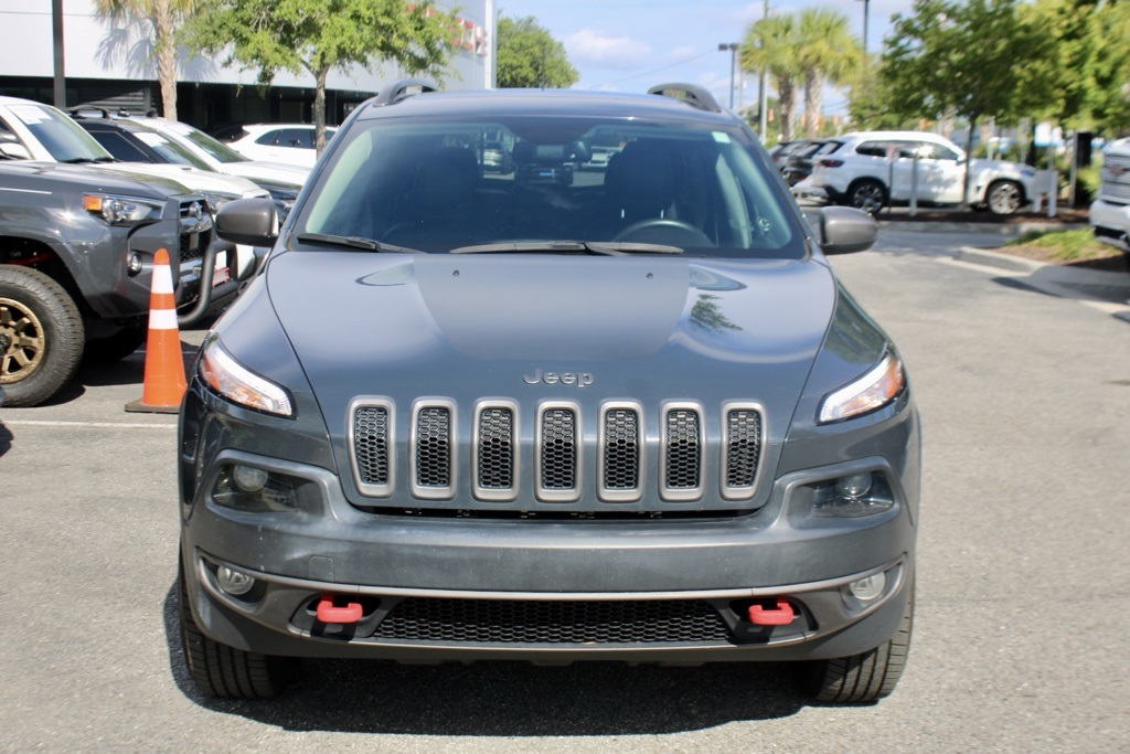 2016 Jeep Cherokee Trailhawk photo 2