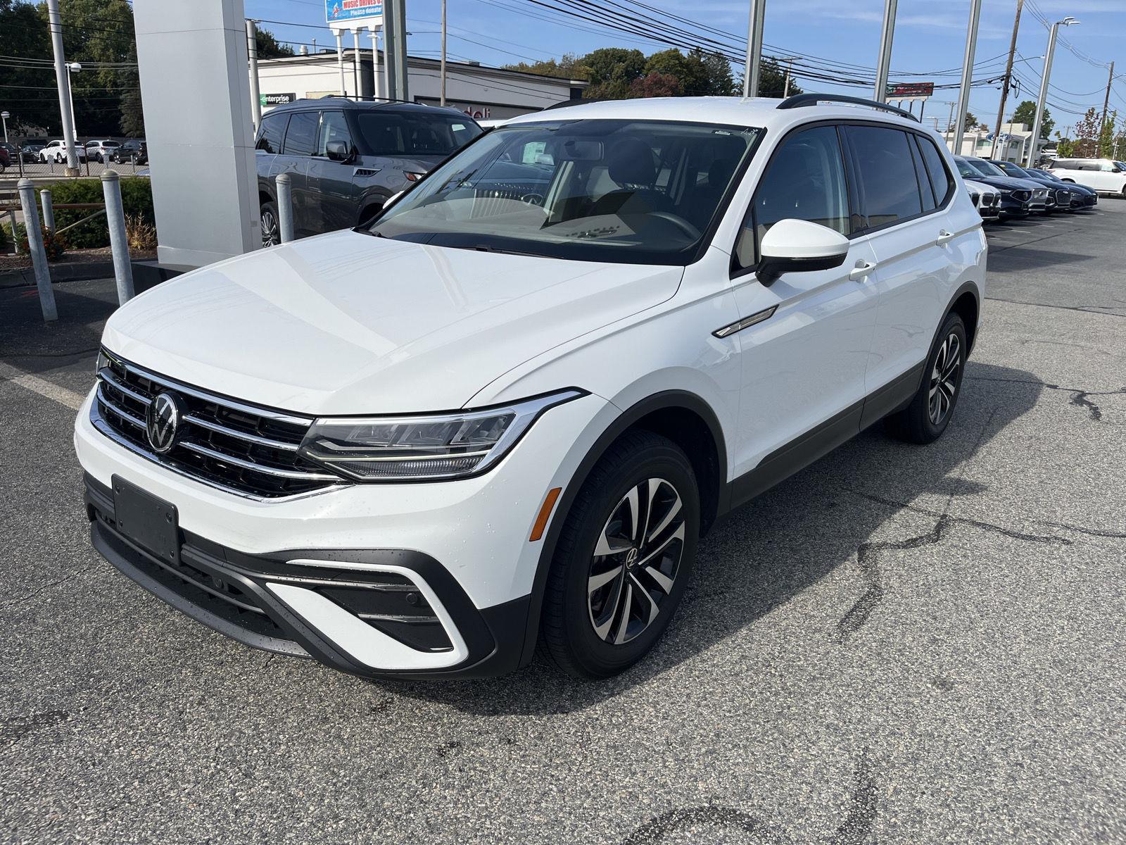 2022 Volkswagen Tiguan S photo 6