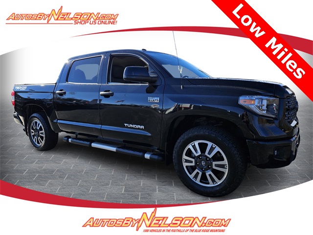 2018 Toyota Tundra SR5's photo