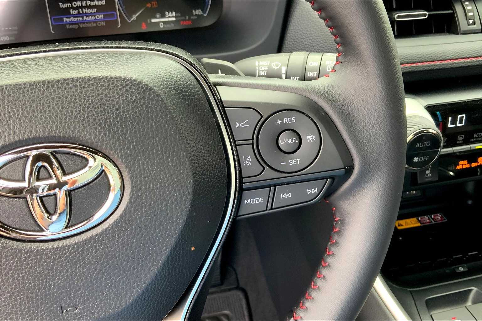 2025 Toyota RAV4 Hybrid XSE photo 45