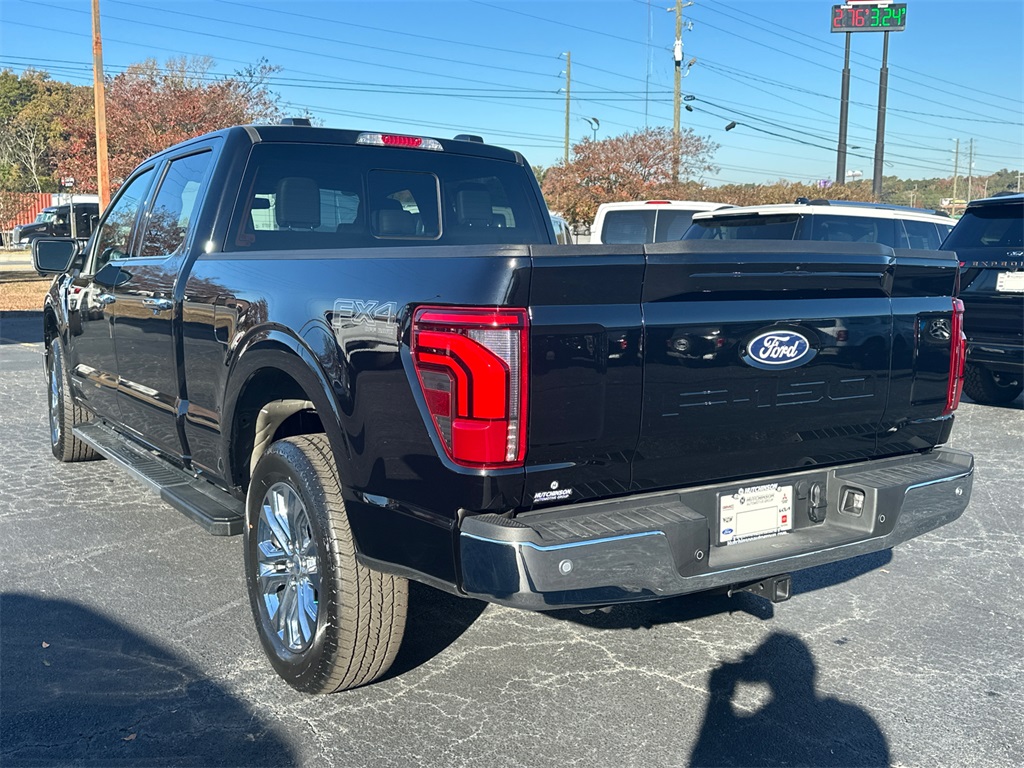 2025 Ford F-150 Lariat photo 4