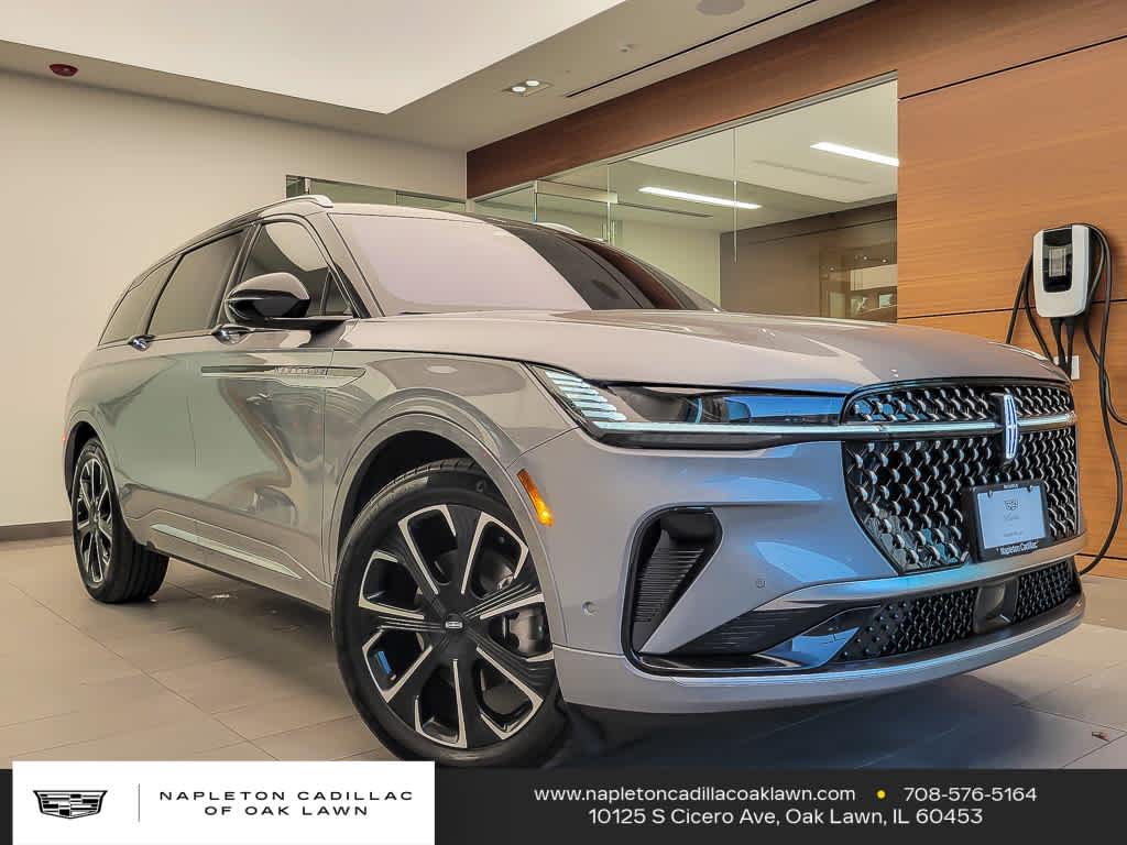 2024 Lincoln Nautilus Reserve's photo