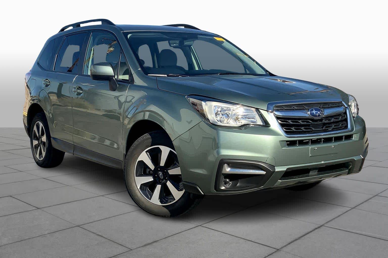 2017 Subaru Forester Premium photo 2