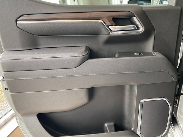 2025 Gmc Sierra 1500 SLT photo 6