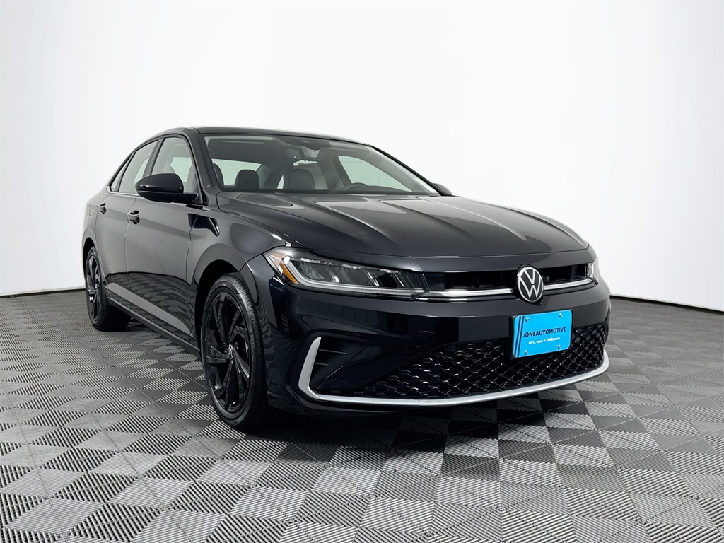 2025 Volkswagen Jetta 1.5T SE photo 4