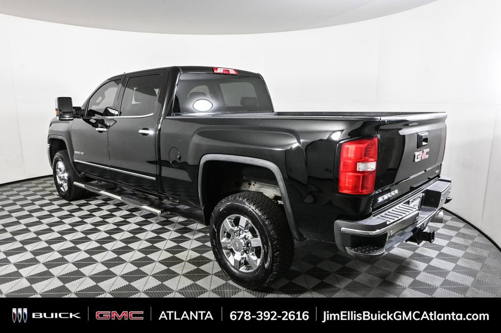 2018 Gmc Sierra 2500 HD SLT photo 3