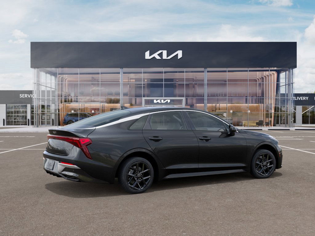 2025 Kia K5 LXS photo 2