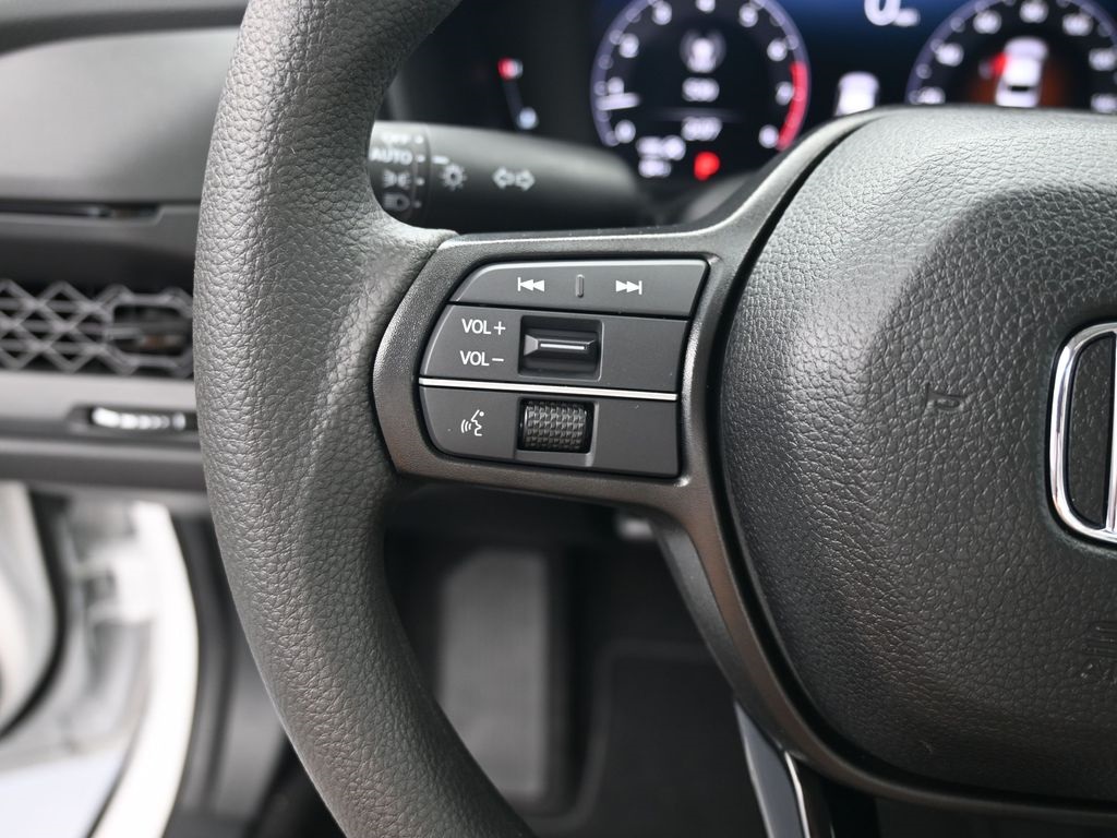 2025 Honda Accord 1.5T LX photo 16