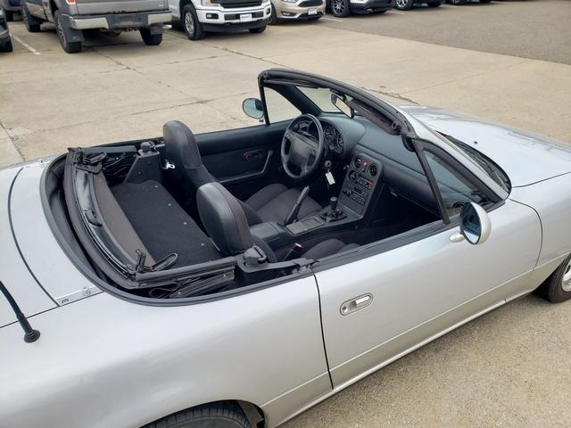 1991 Mazda MX-5 Miata Miata Base photo 9