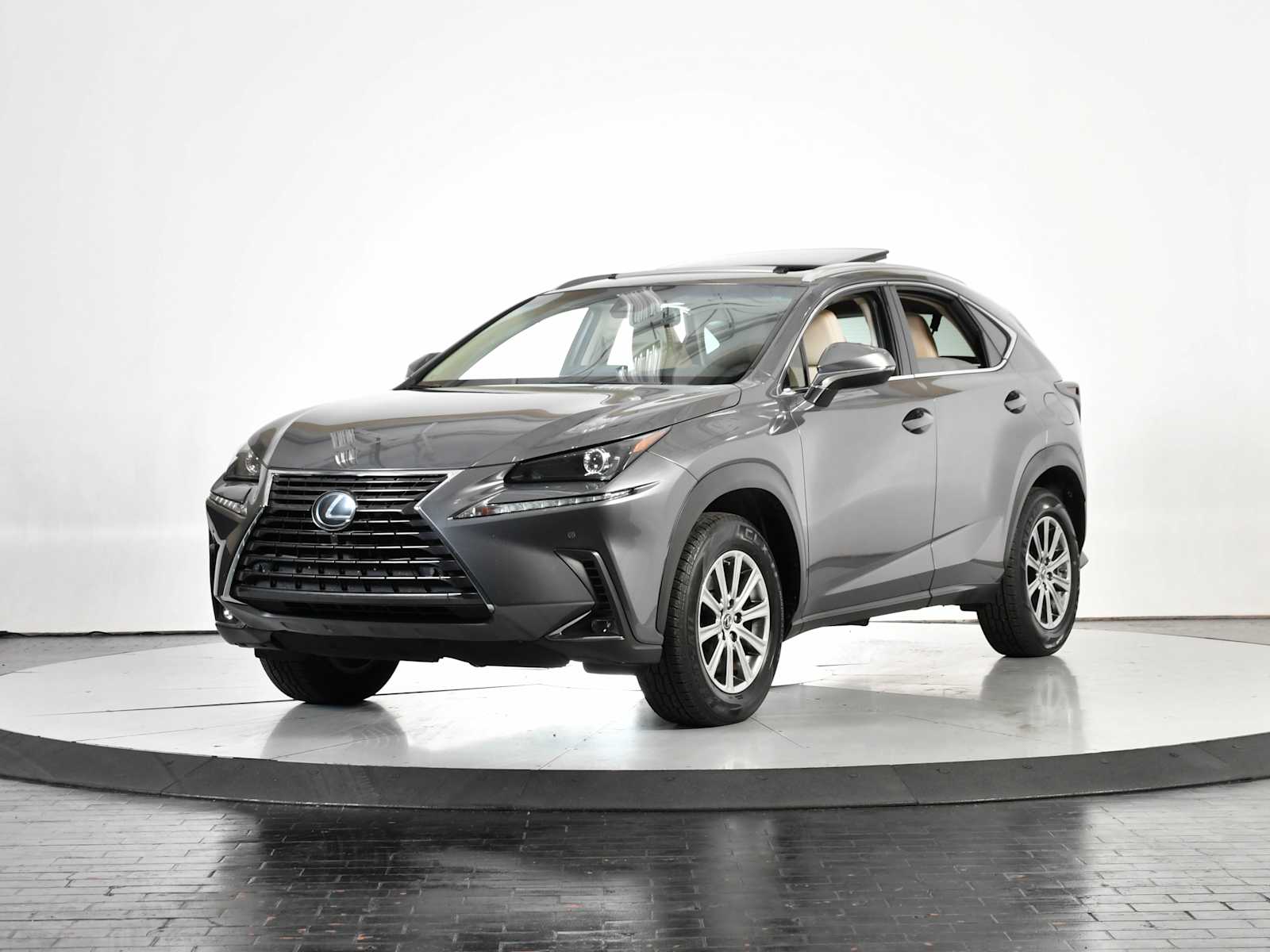 2018 Lexus NX 300's photo