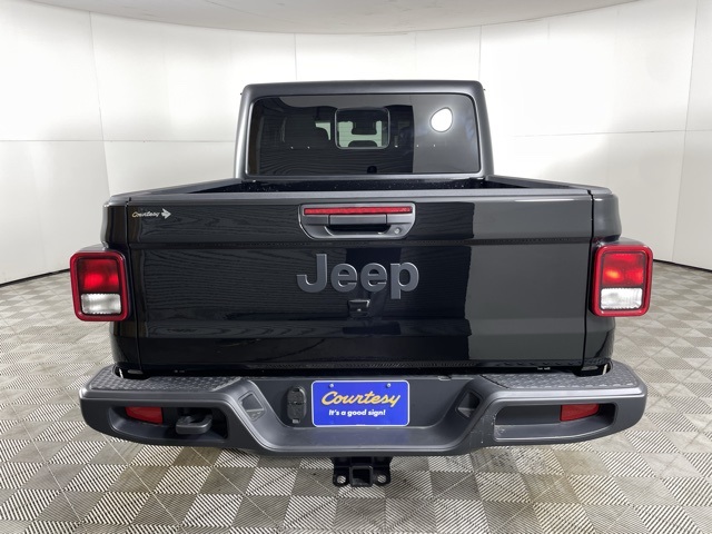 2025 Jeep Gladiator Sport S photo 7