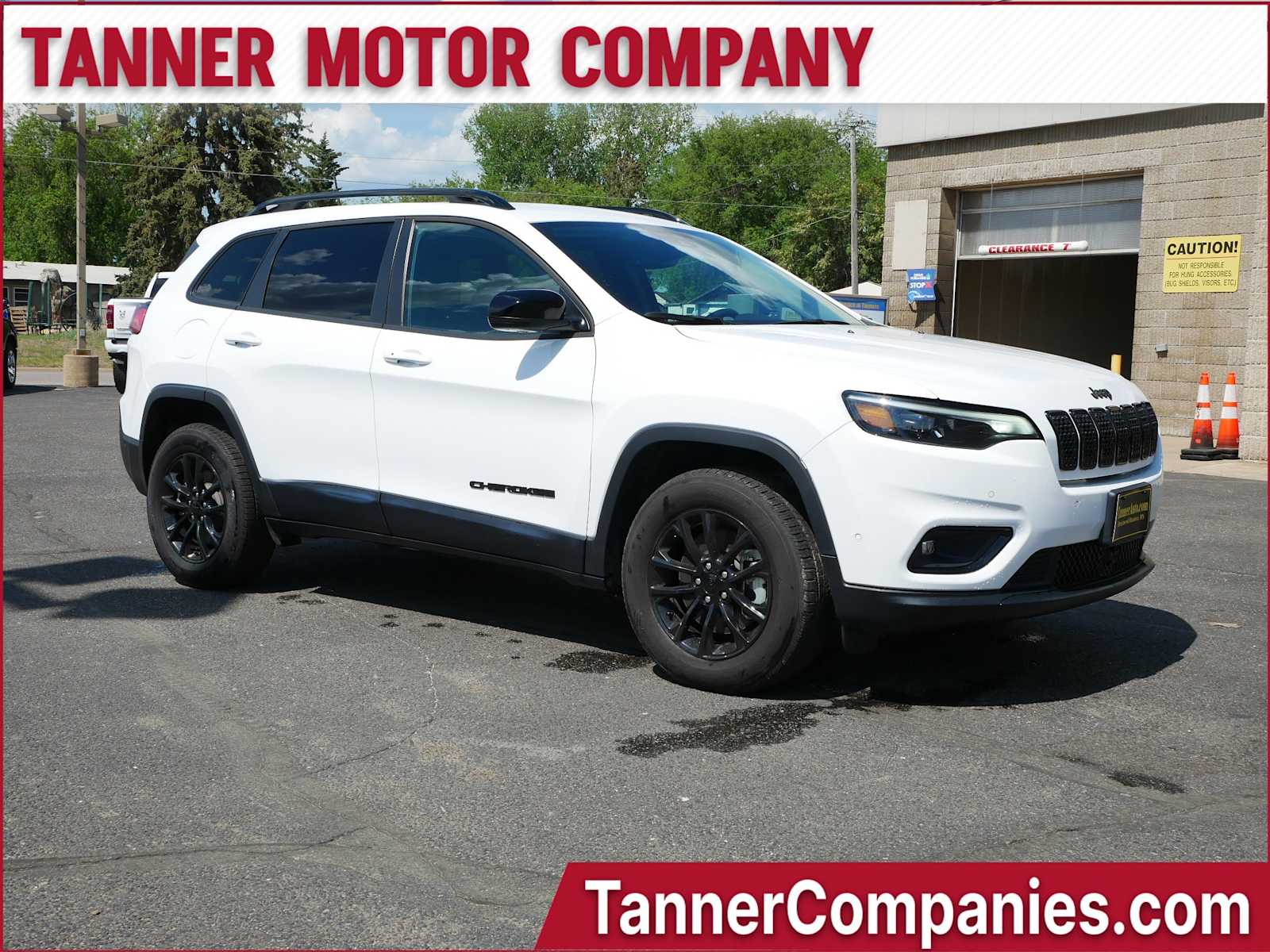 2023 Jeep Cherokee Altitude Lux