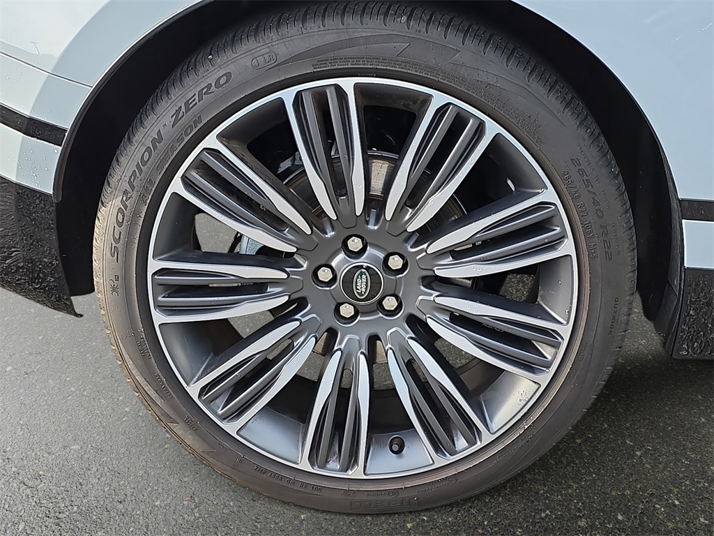 2023 Land Rover Range Rover Velar P400 HST photo 31