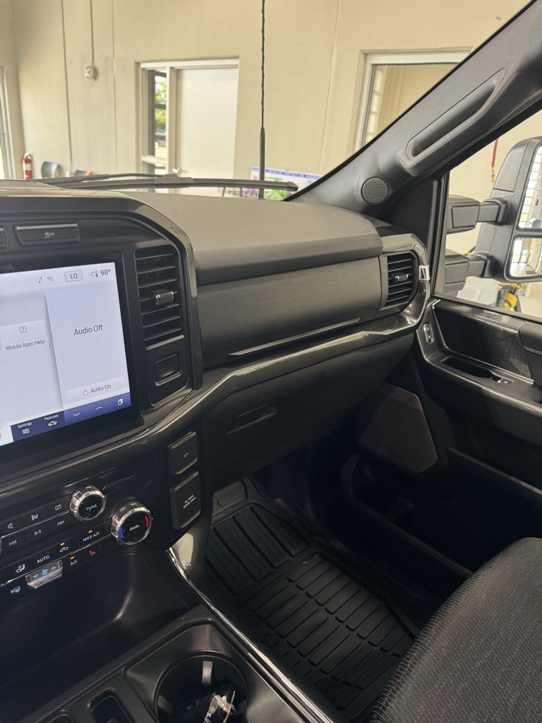 2023 Ford F-150 XLT photo 15