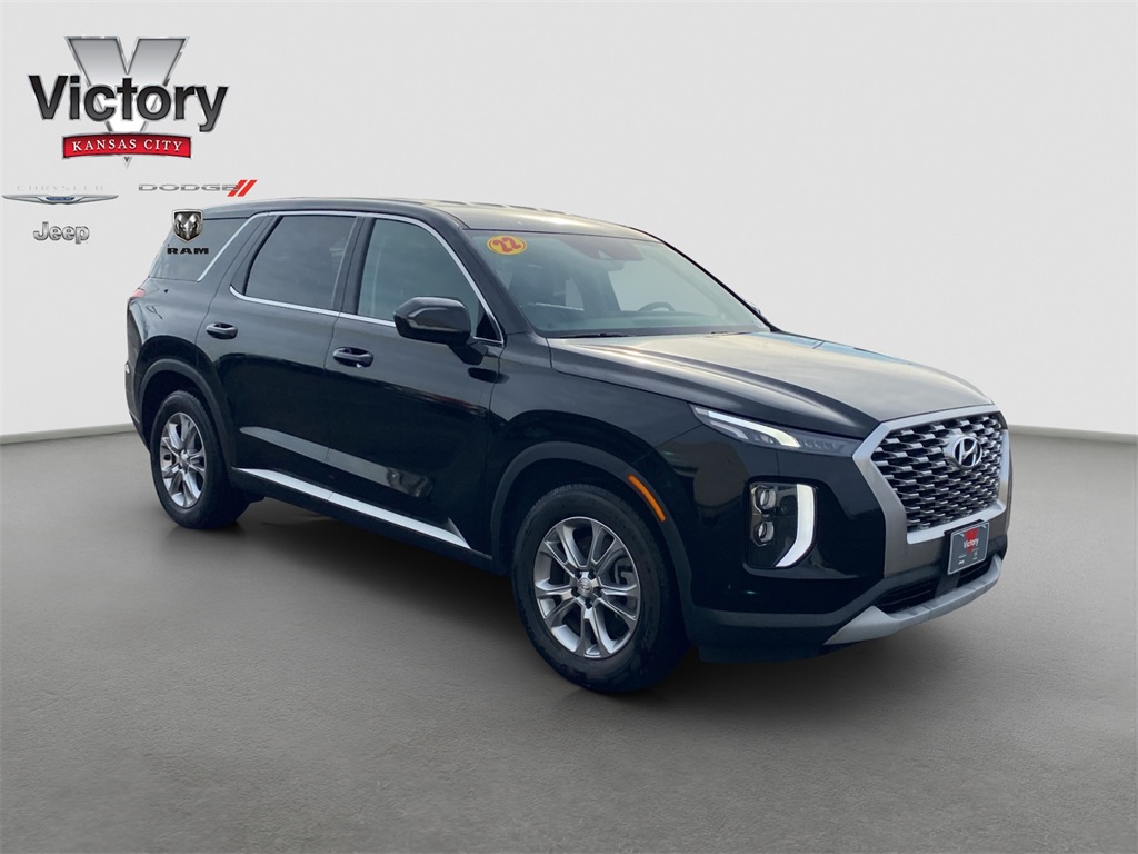 2022 Hyundai Palisade SE's photo