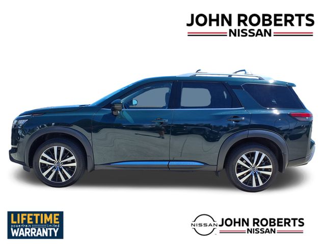 2024 Nissan Pathfinder Platinum photo 2