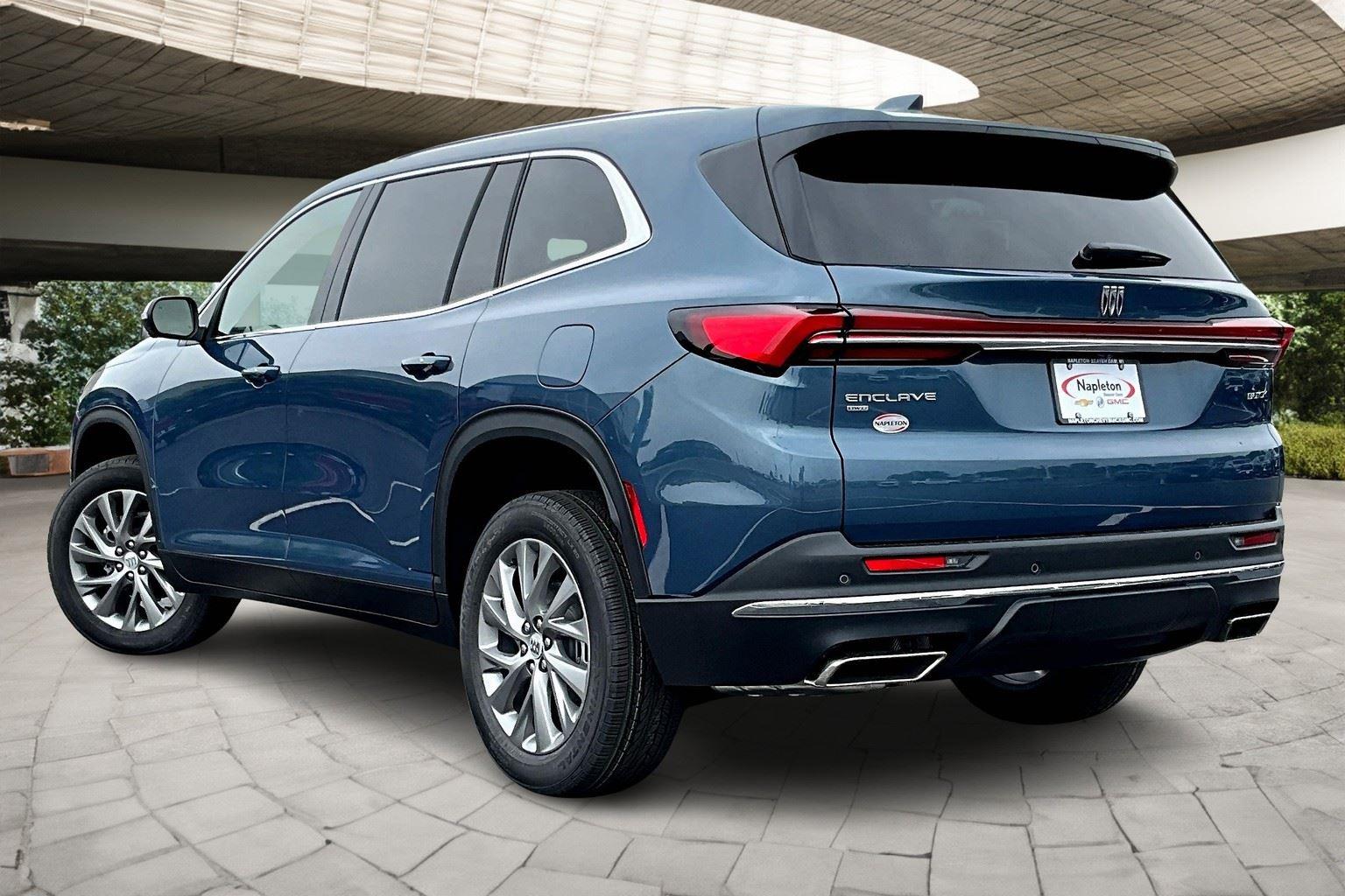 2025 Buick Enclave Preferred photo 3
