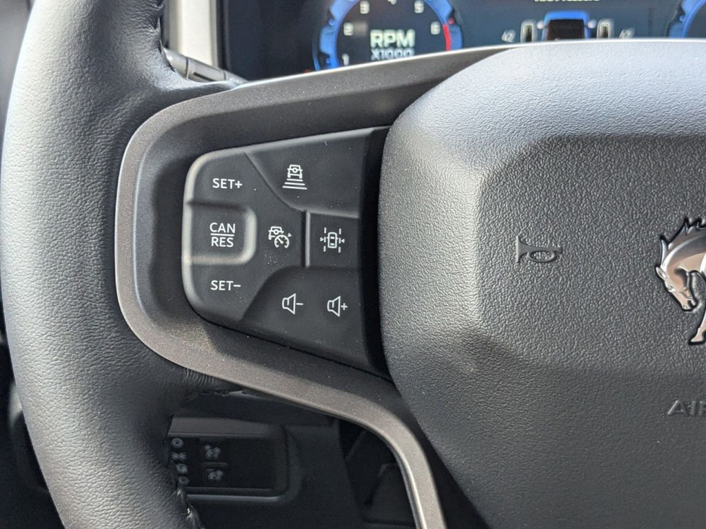 2025 Ford Bronco Outer Banks photo 24