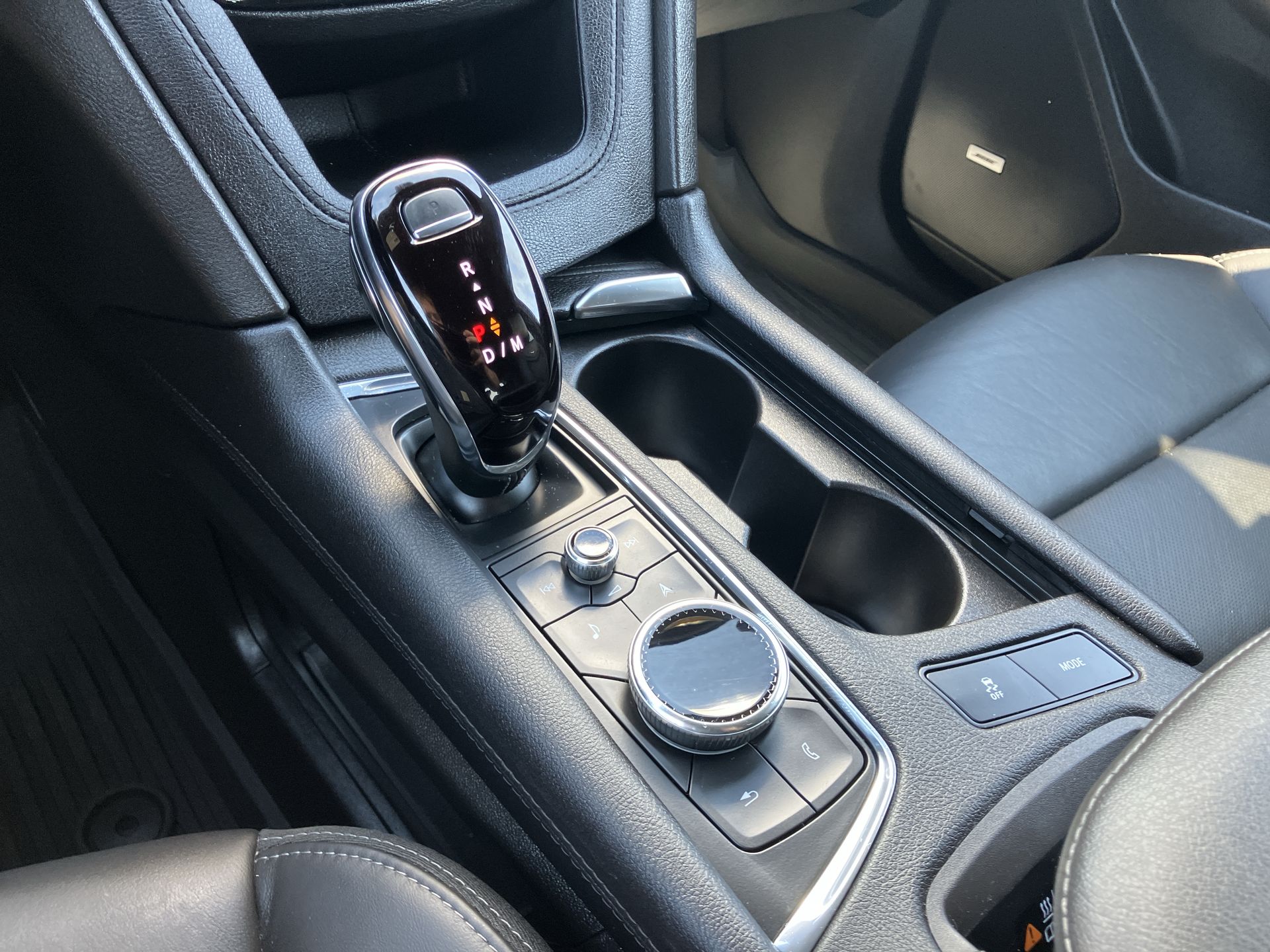 2023 Cadillac XT6 Premium Luxury photo 8