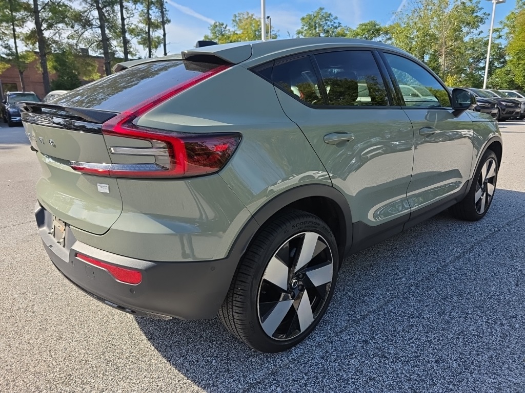 2023 Volvo C40 Recharge Plus photo 2