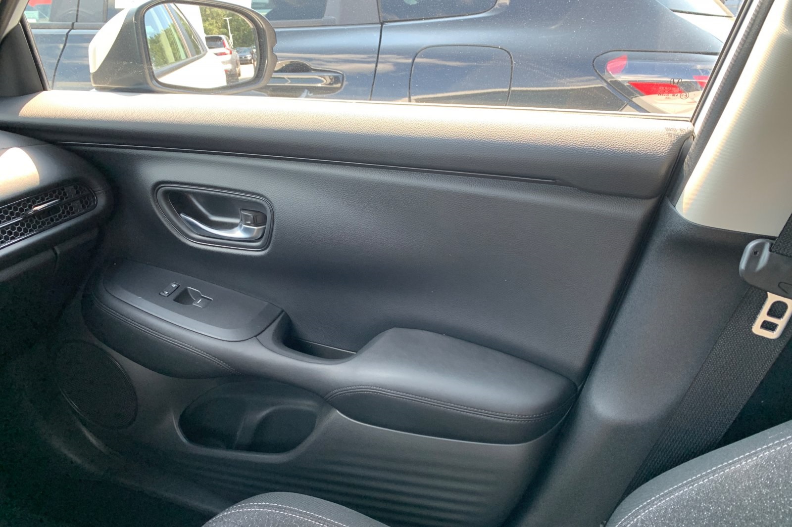 2024 Honda HR-V LX photo 13
