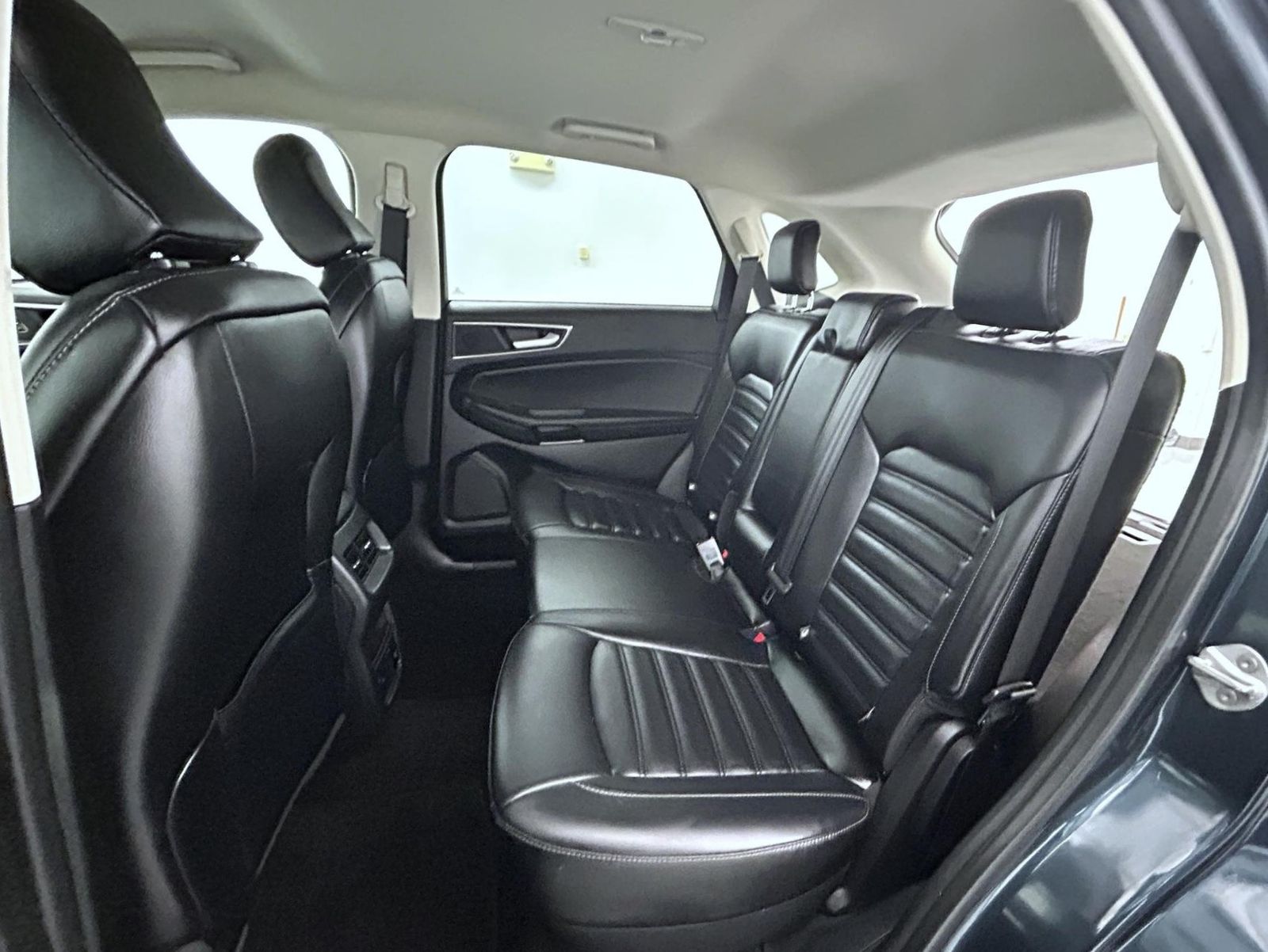 2023 Ford Edge SEL photo 19