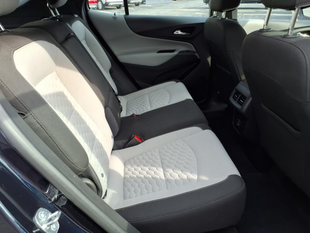 2020 Chevrolet Equinox LS photo 11