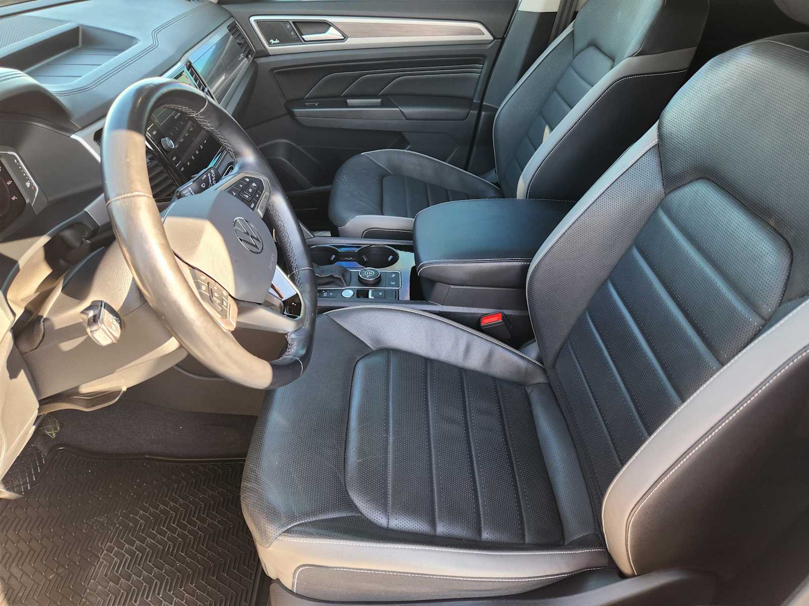 2021 Volkswagen Atlas V6 SEL Premium photo 11