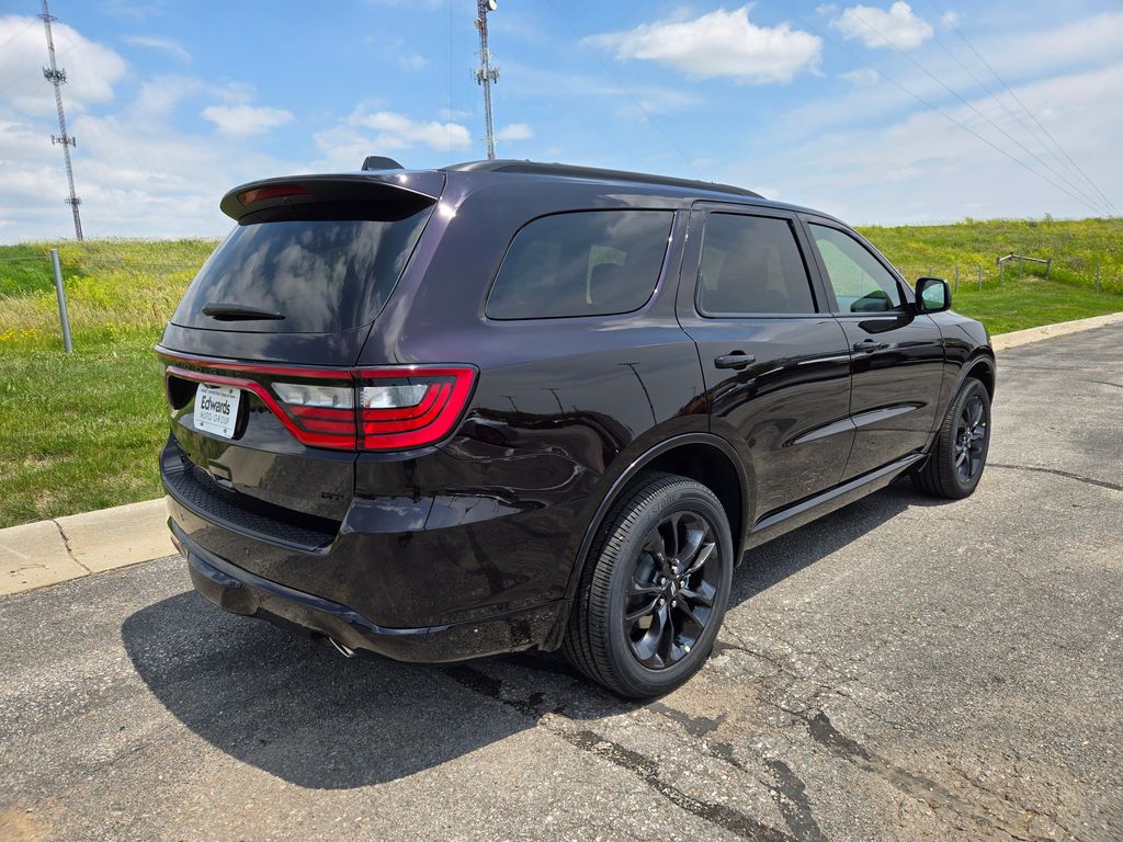 2025 Dodge Durango GT photo 3