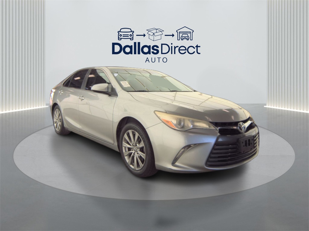2017 Toyota Camry XLE photo 8