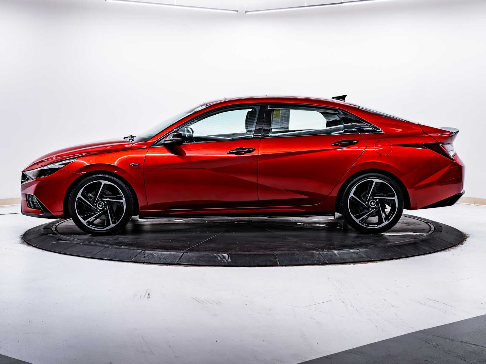 Image of Pre-Owned 2021 Hyundai Elantra N-Line