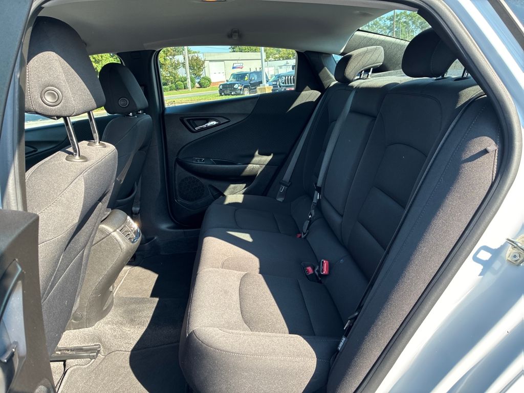 2024 Chevrolet Malibu 1LT photo 23